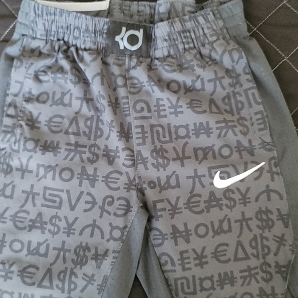 Nike shield KD easy money basketball shorts S